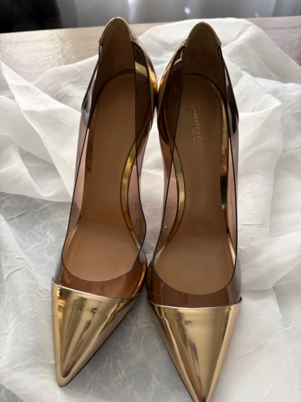 Gianvito Rossi Transparent PVC Gold Pointed-Toe Stiletto Pumps size 39(8.5)